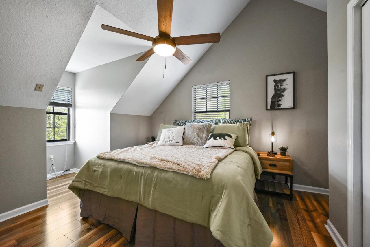 Private Mountain Cabin, Hot Tub Escape In The Smokies, With The View Sevierville Exteriér fotografie