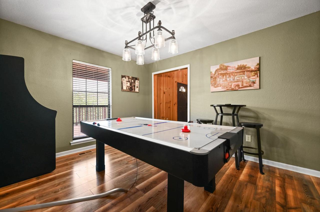 Private Mountain Cabin, Hot Tub Escape In The Smokies, With The View Sevierville Exteriér fotografie