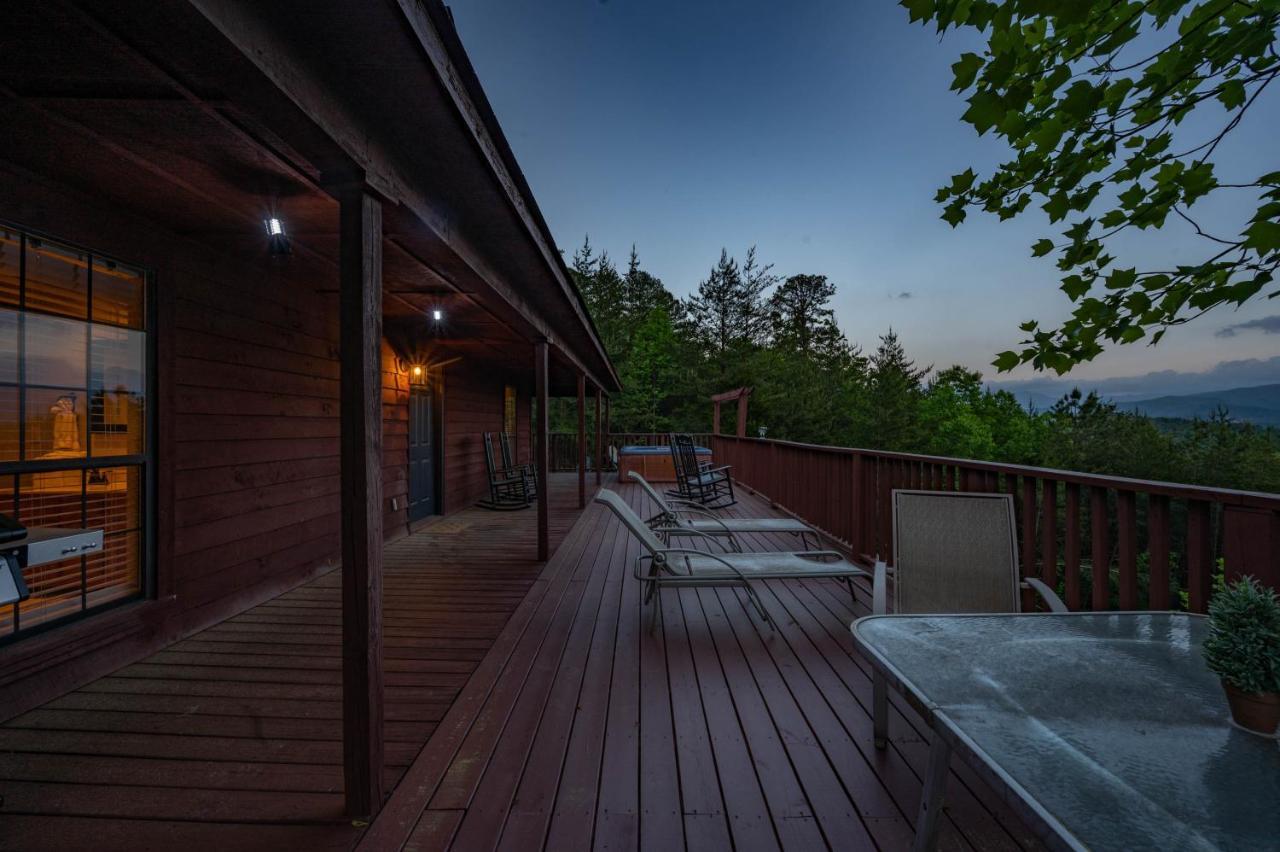 Private Mountain Cabin, Hot Tub Escape In The Smokies, With The View Sevierville Exteriér fotografie
