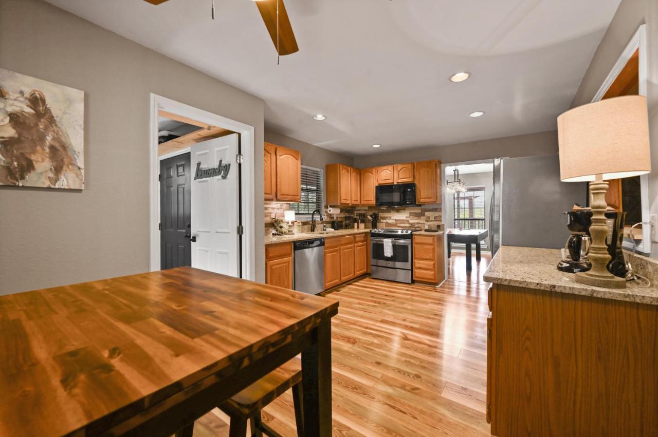 Private Mountain Cabin, Hot Tub Escape In The Smokies, With The View Sevierville Exteriér fotografie