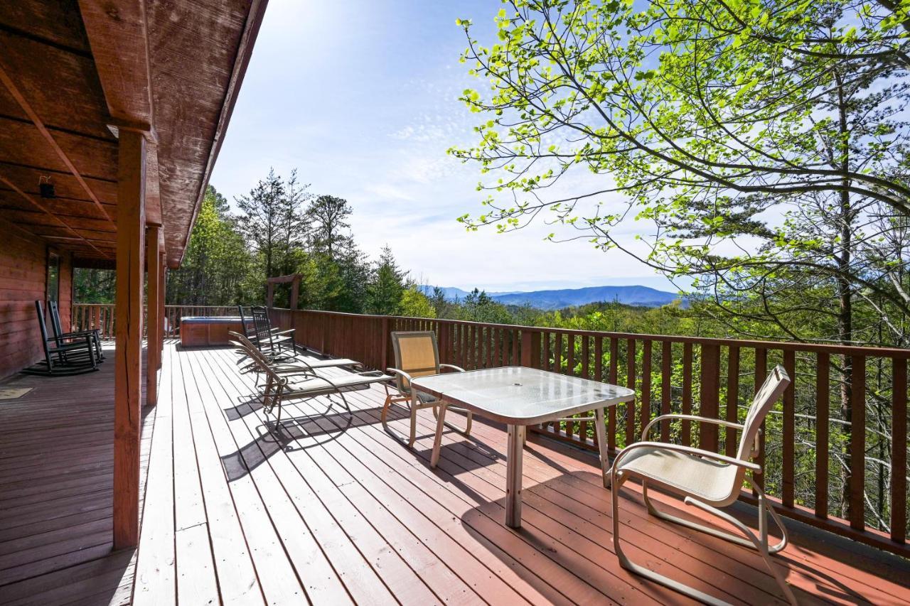 Private Mountain Cabin, Hot Tub Escape In The Smokies, With The View Sevierville Exteriér fotografie