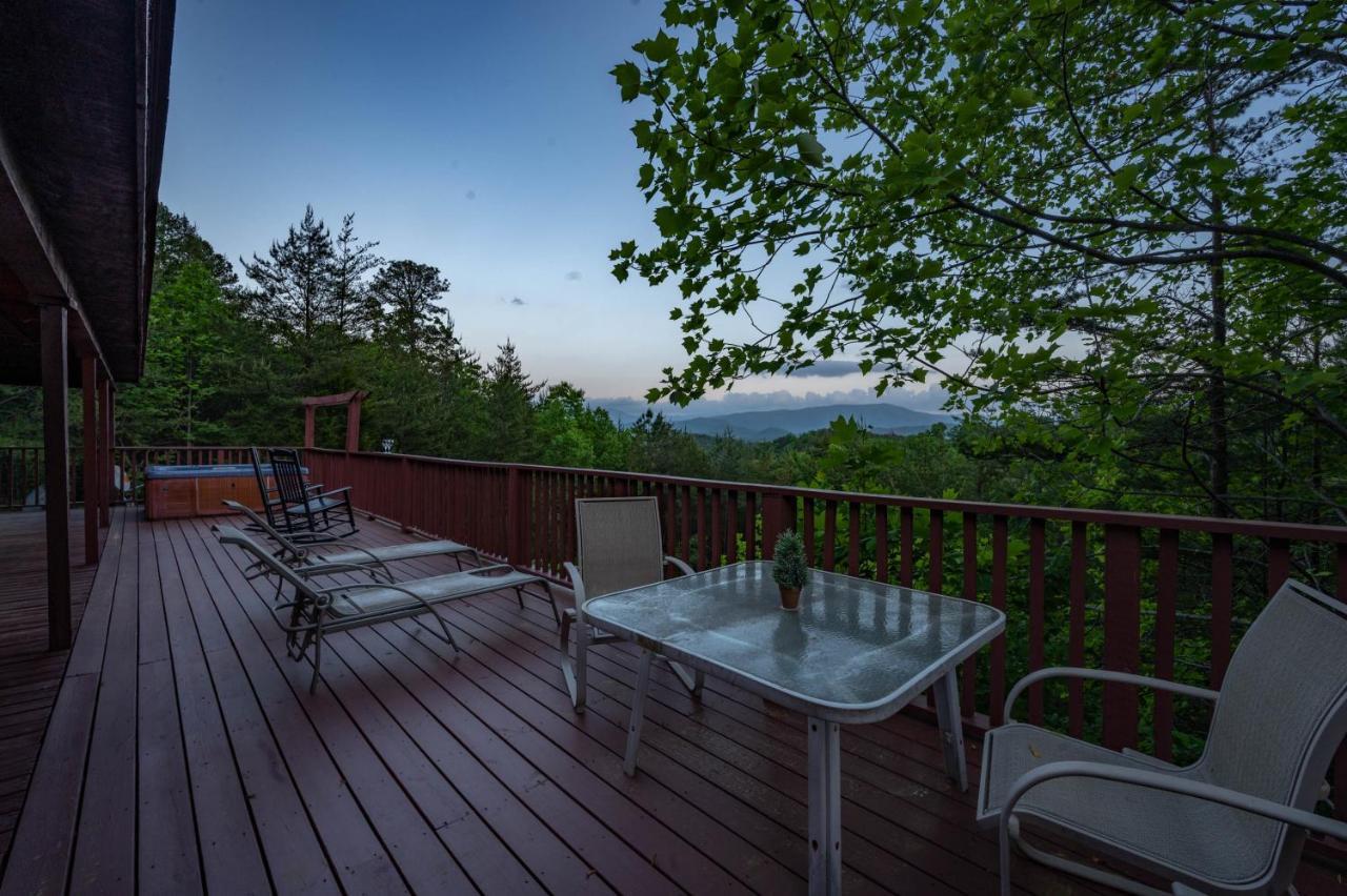 Private Mountain Cabin, Hot Tub Escape In The Smokies, With The View Sevierville Exteriér fotografie