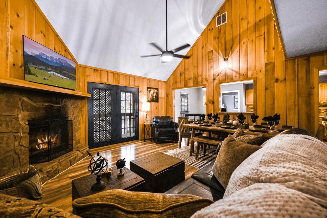 Private Mountain Cabin, Hot Tub Escape In The Smokies, With The View Sevierville Exteriér fotografie