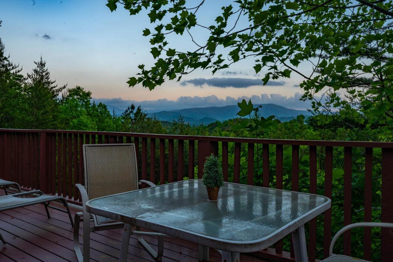 Private Mountain Cabin, Hot Tub Escape In The Smokies, With The View Sevierville Exteriér fotografie